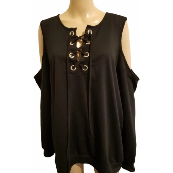 Charlotte Russe Tops - Charlotte Russe Fashion Top